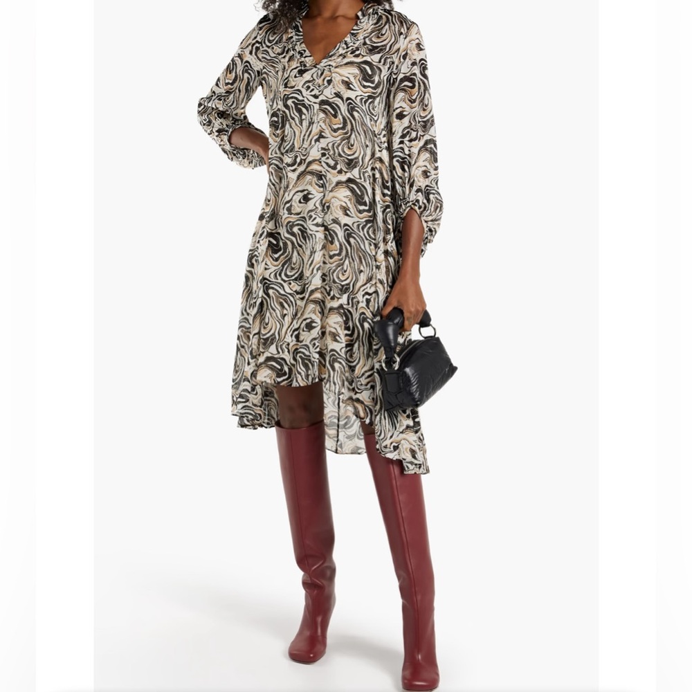 DIANE VON FURSTENBERG
Ileana asymmetric printed chiffon dress